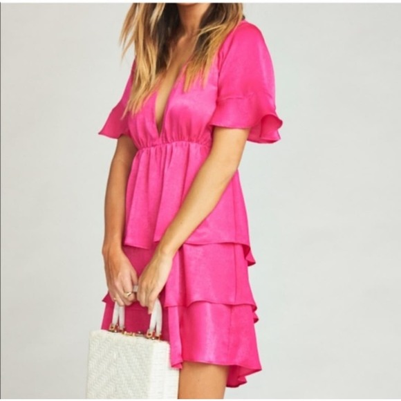 Show Me Your Mumu Hot Pink Dulce Tiered Deep V Mini Size Large - Picture 2 of 16